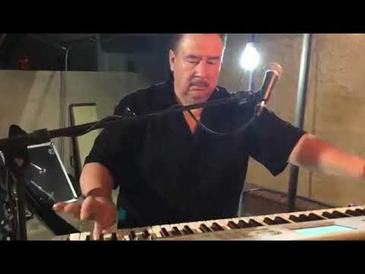 Grupo Muisical en Orange California para...